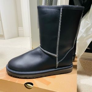 Navy blue leather classic Uggs